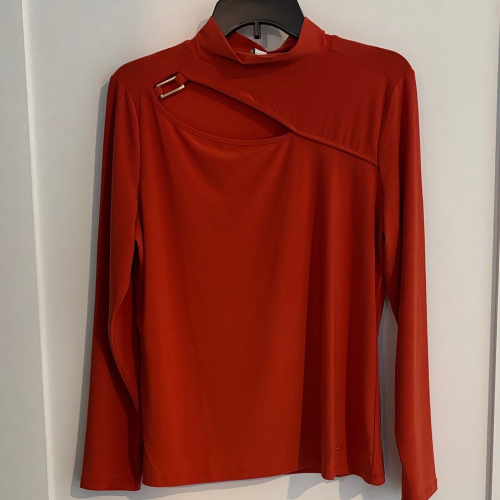 Nine West mock neck cut out long sleeve jersey tee